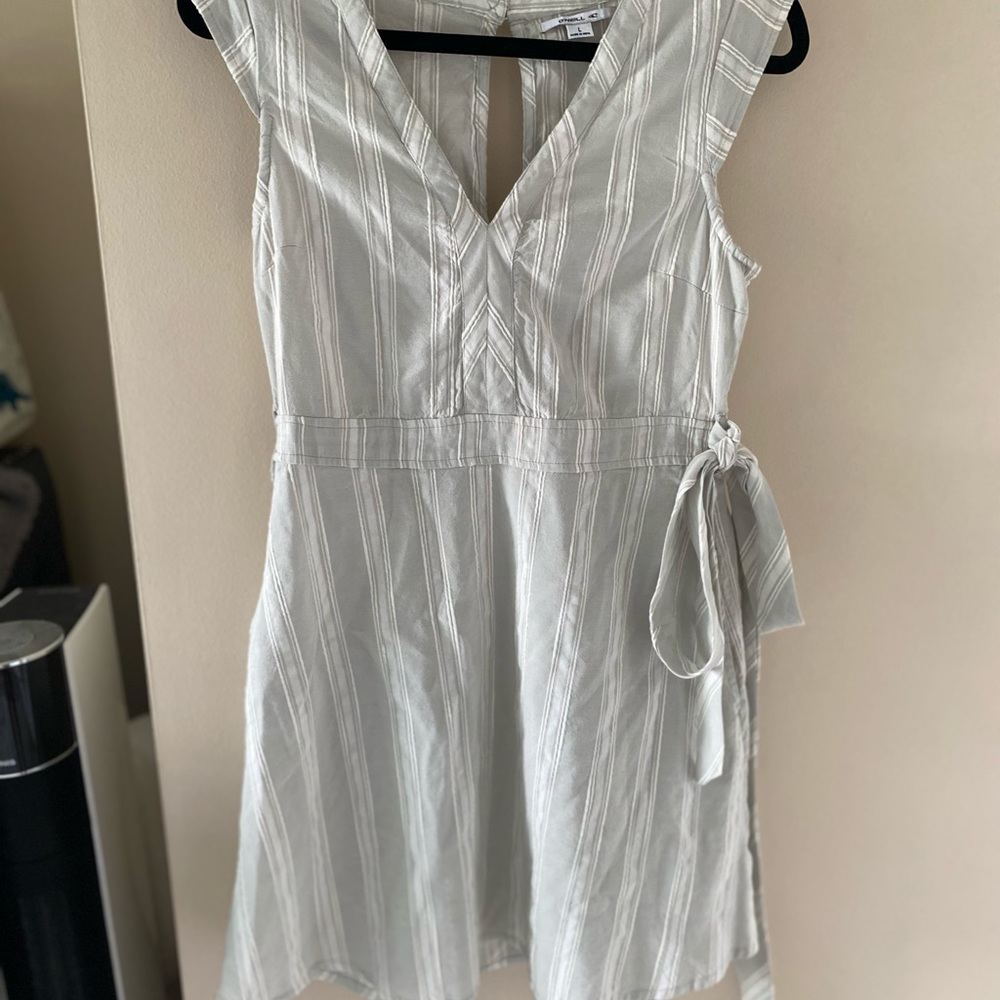 Size Large O'Neil dress